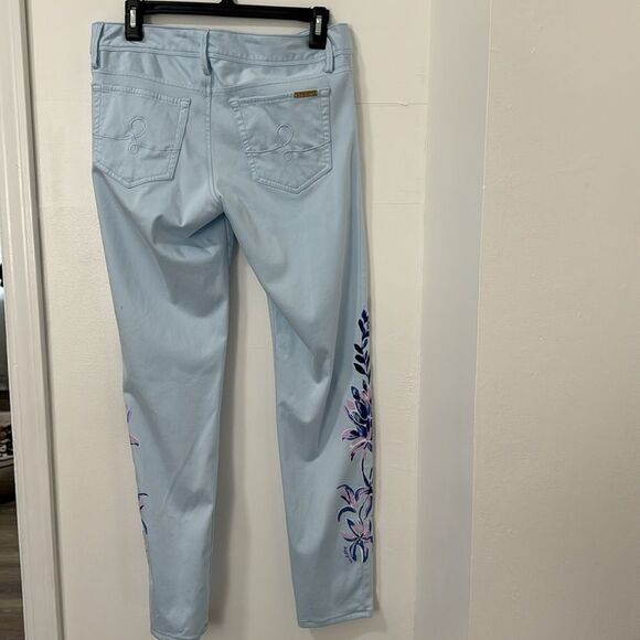 Lilly Pulitzer Light Blue Skinny Pants with Purple Floral Design - Picture 3 of 11